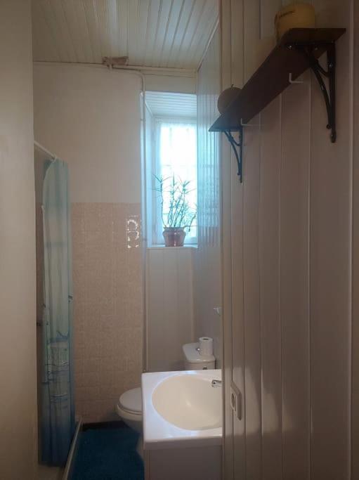 Gîte et jardin en bord de rivière Saumane Extérieur photo